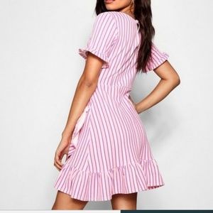 Boohoo Asymmetric Ruffle Hem Stripe Shift Dress